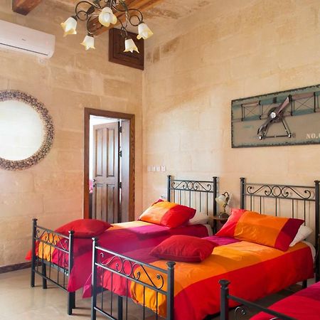 Maltese Town House Sliema Villa Luaran gambar